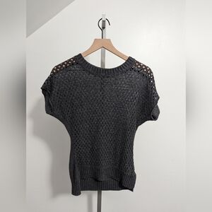 Studio Y Knit Dark Gray Top Short Sleeve Small